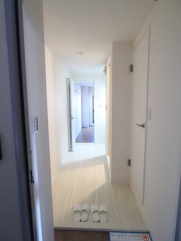 プチフラット千里山 玄関