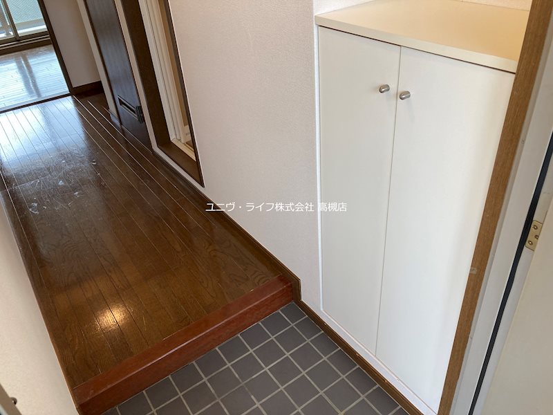 レジデンスSHⅢ 玄関