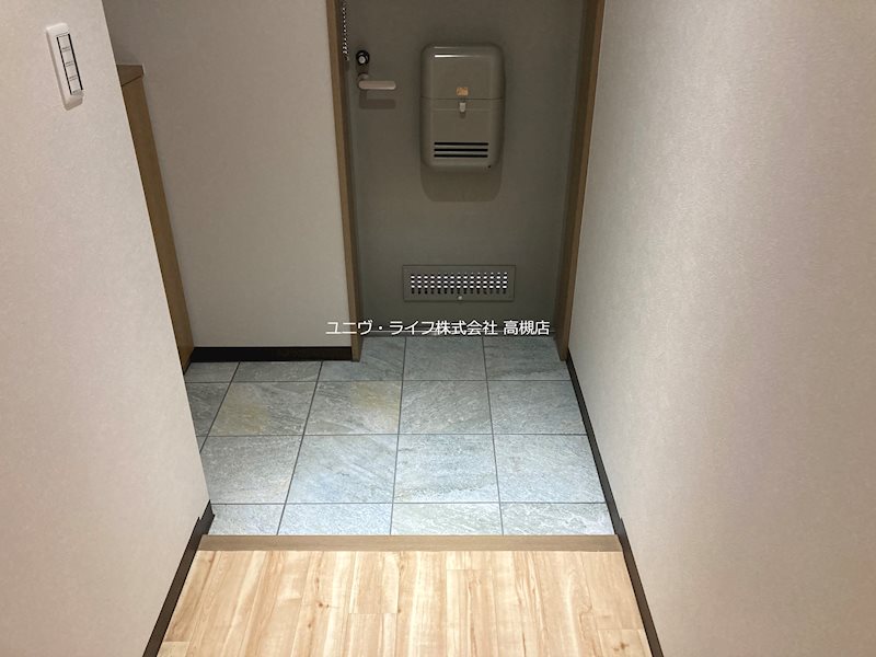 アニマン高槻阿武山 玄関