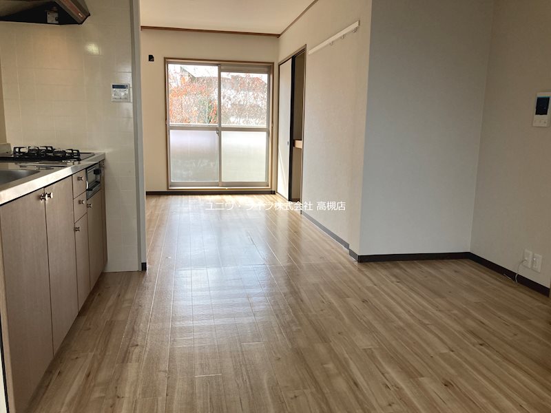 アニマン高槻阿武山 リビング