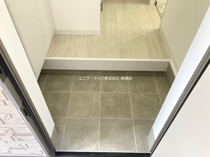 アート摂津富田 玄関