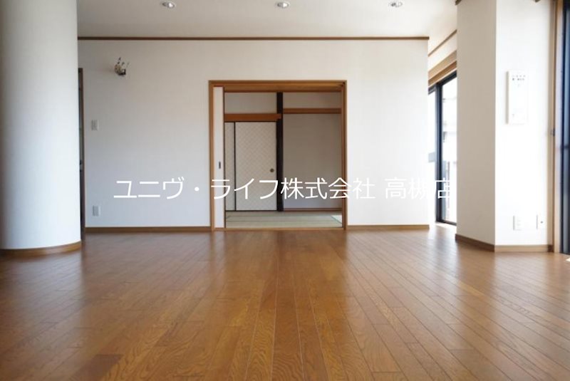畠山ビル リビング