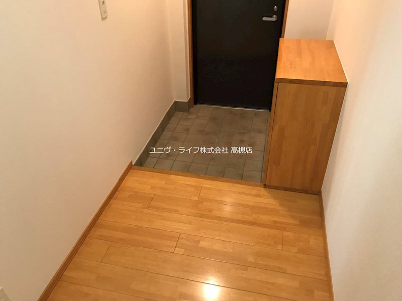 ウォールデンヒルズ 玄関