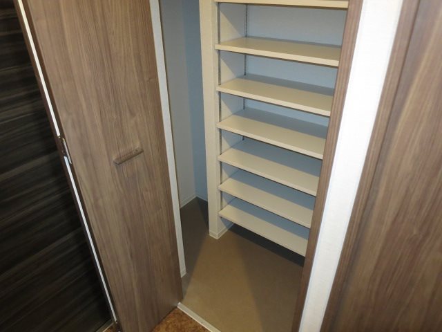 ザ・ガーデンスイート 玄関