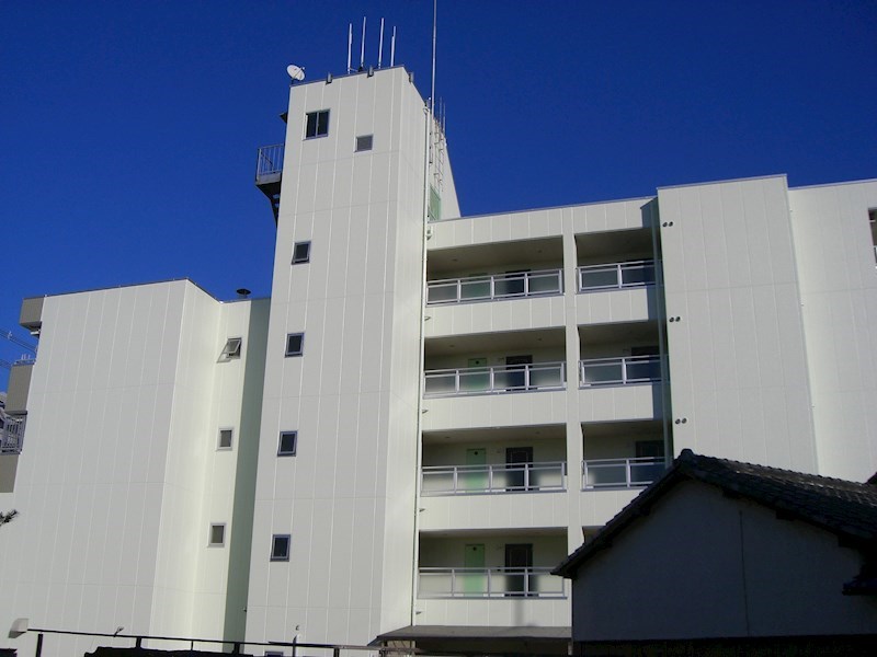 エヴァーグリーン・タナカ 外観