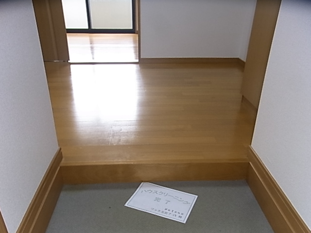 アンフィニィ松が丘 玄関
