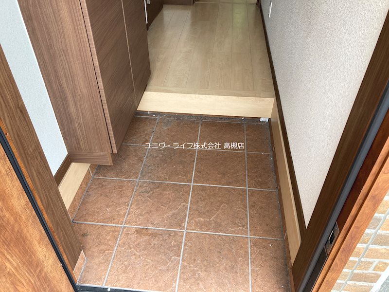 フェリシータB棟 玄関