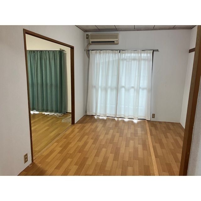 サンハイツ高槻11号棟 ベッドルーム
