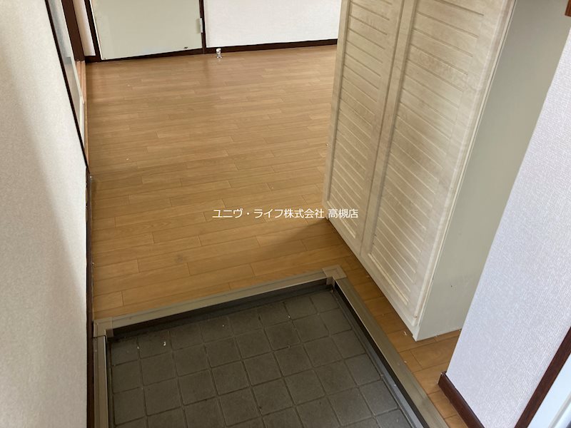 サンモール高垣 玄関
