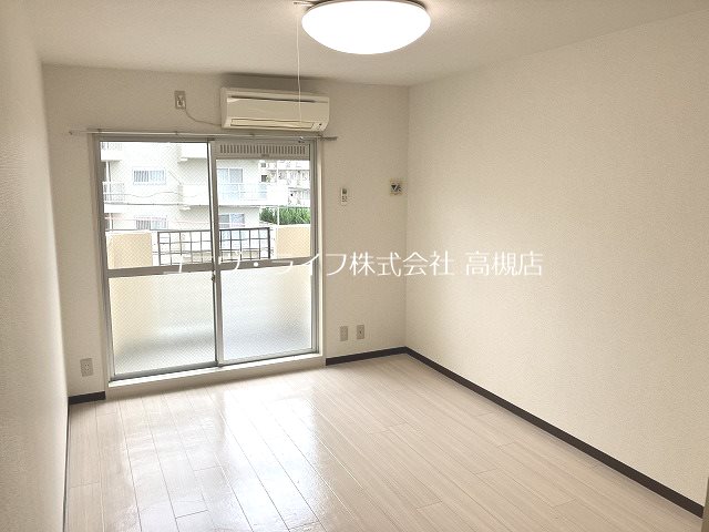 光栄ハイツ古曽部 ベッドルーム