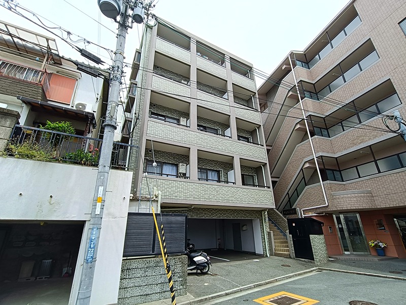 すとりぃむ21 外観
