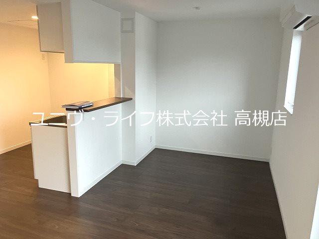 シナジーコート高槻古曽部 リビング