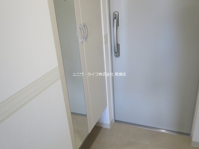 ネオコート上土室 玄関