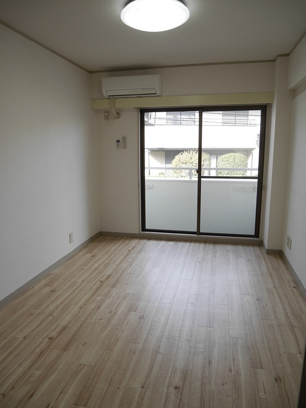 レーベン千里山 キッチン