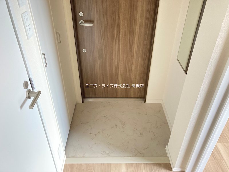 ヘーベルメゾンうらら 玄関