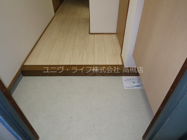 松下マンション 玄関