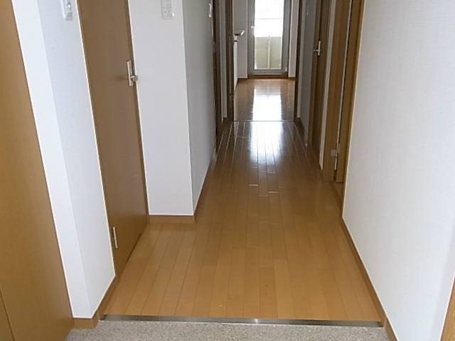 アグレアブル 玄関