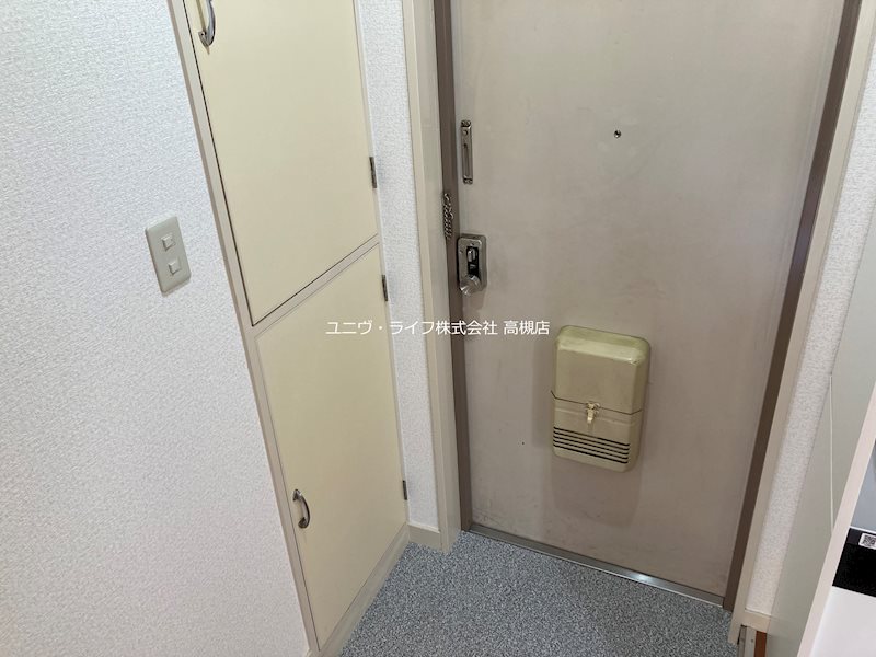 谷口ビル  玄関