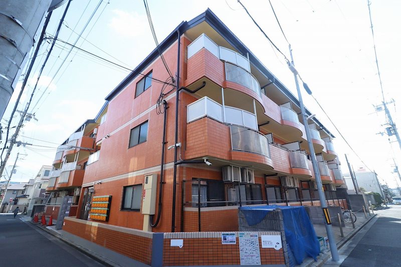 アンビエンテ泉町 204号室 外観