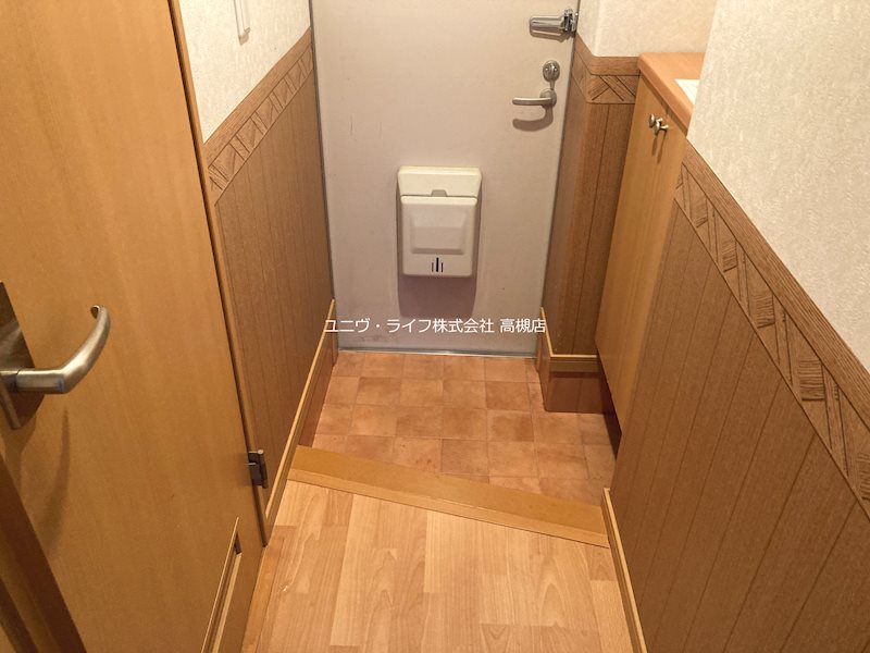 ビアンフェ真上 玄関