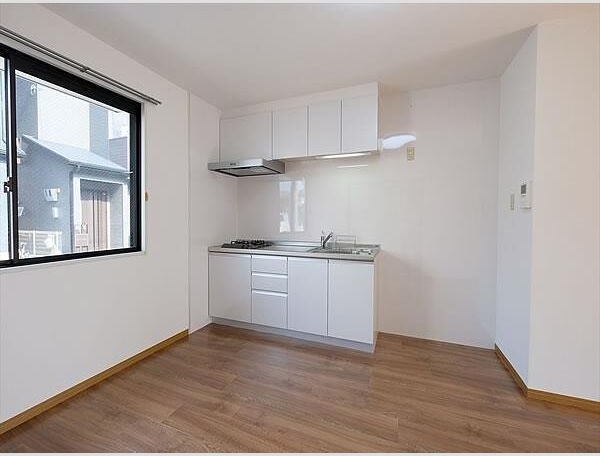 プラムコート リビング