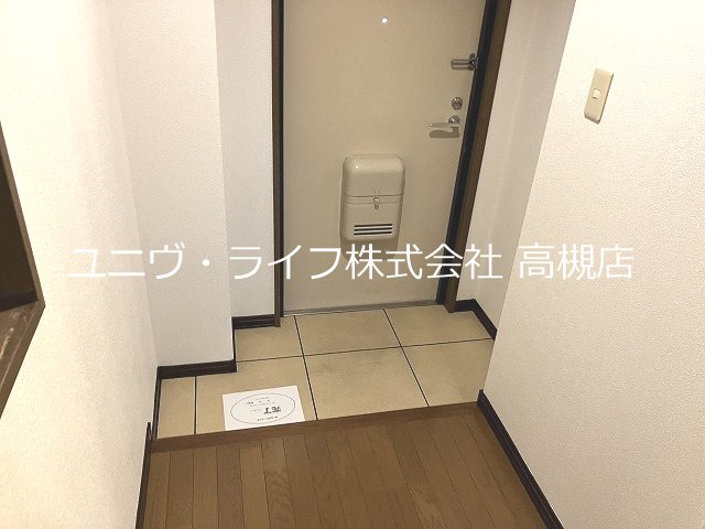 ルピナス１番館 玄関