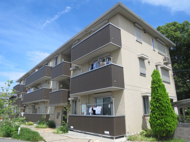 グレイス総持寺 外観
