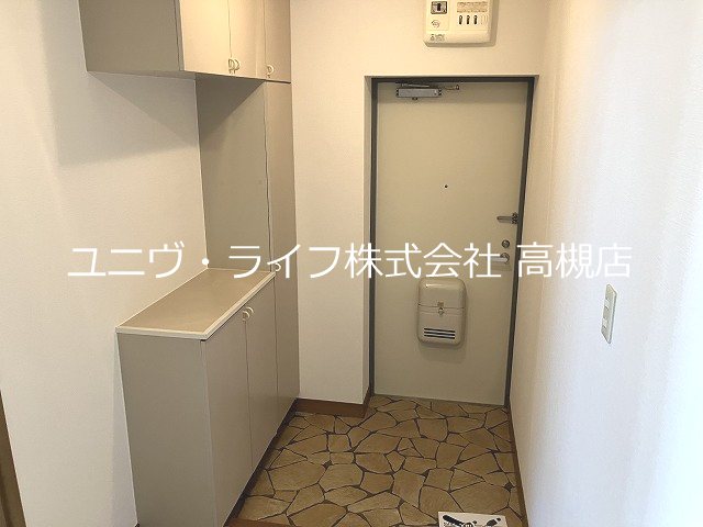ルミエール 玄関