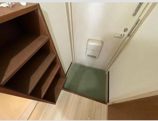 サンヒルズマンション 玄関