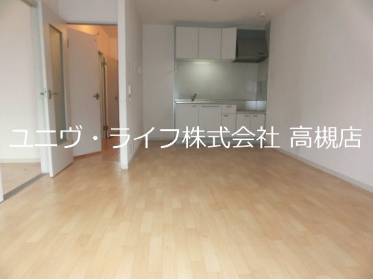 ハイツデガジェ リビング