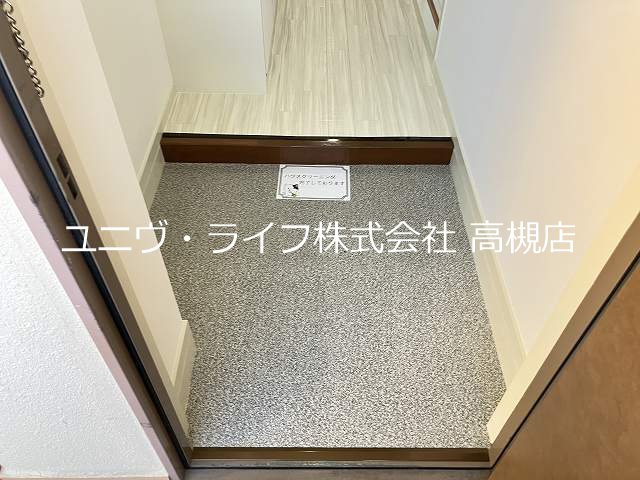 マンション平田A棟 玄関