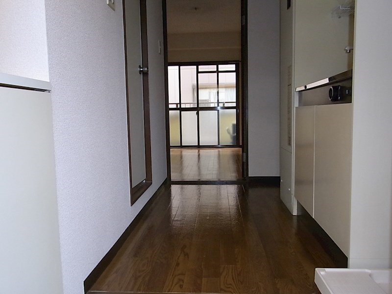 アラスカハウス 玄関