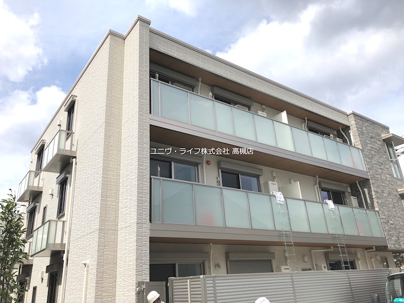 シャーメゾンさつき 外観