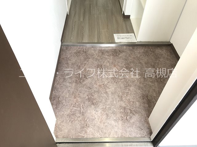 高槻アカシヤハイツ 玄関