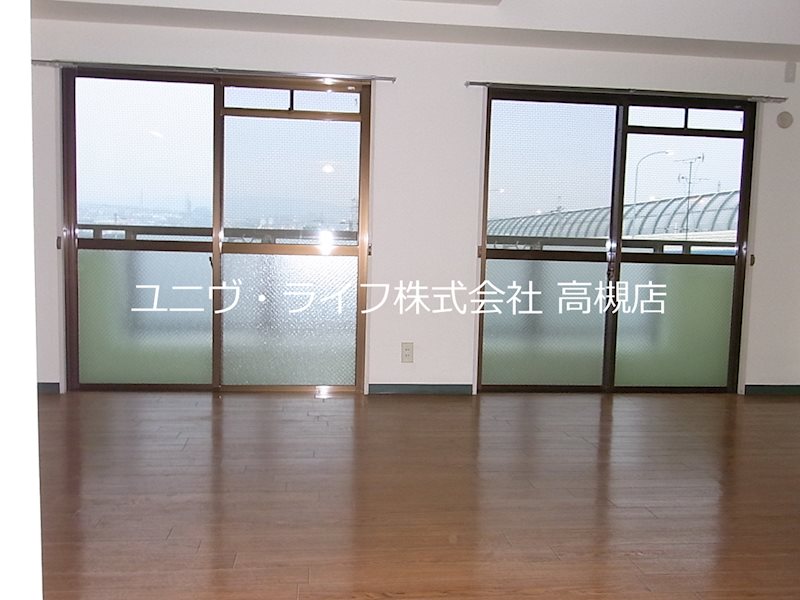 第9摂津グリーンハイツ リビング