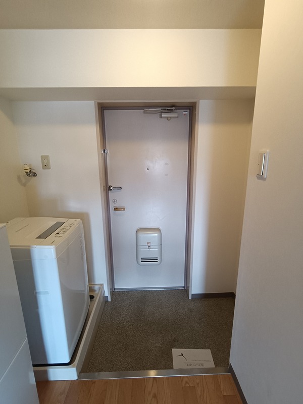 ウエストフィールドNo.6 玄関