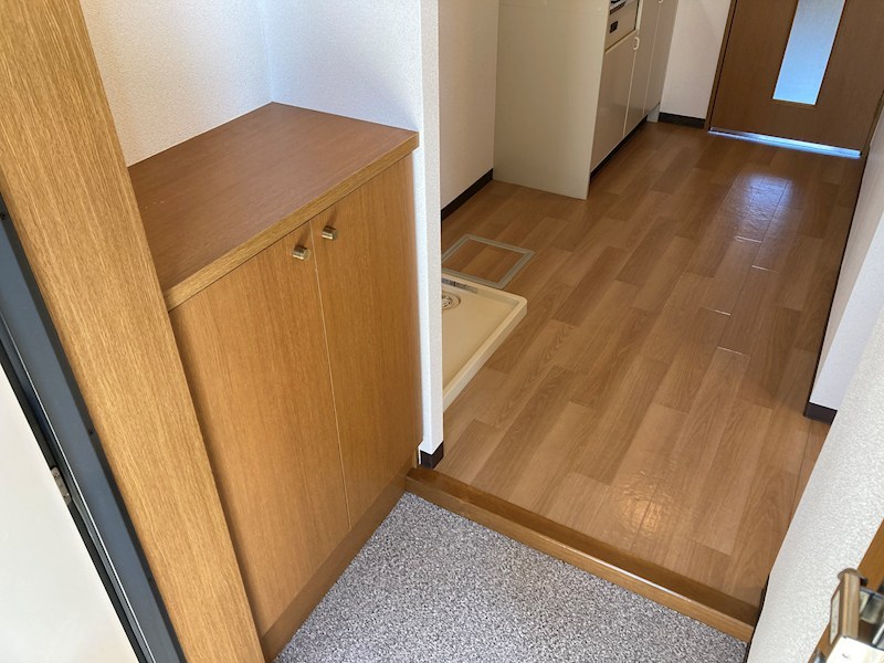 ドームイバロード 玄関