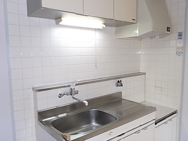 メゾン・ヴィラージュ キッチン