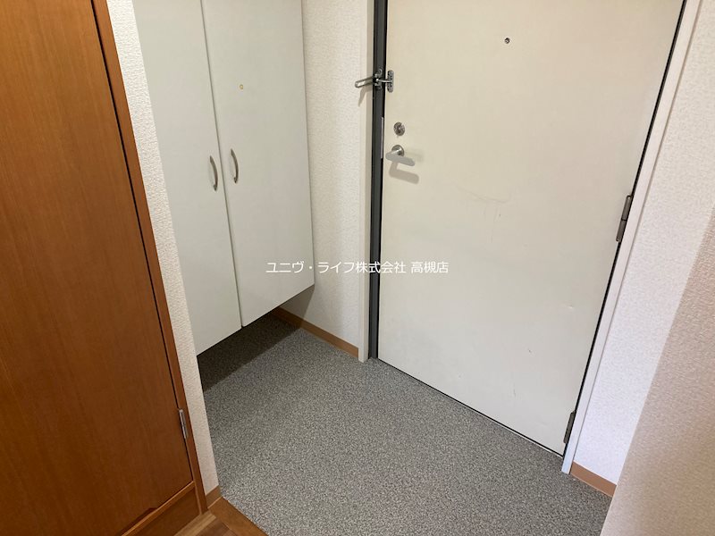 シャンピアコート茨木 玄関