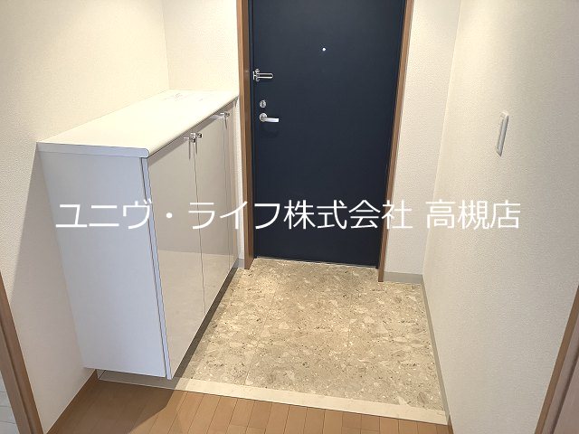 パセオ上牧 玄関