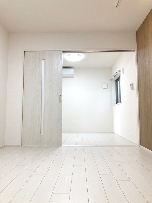 フジパレス高槻出丸町 リビング