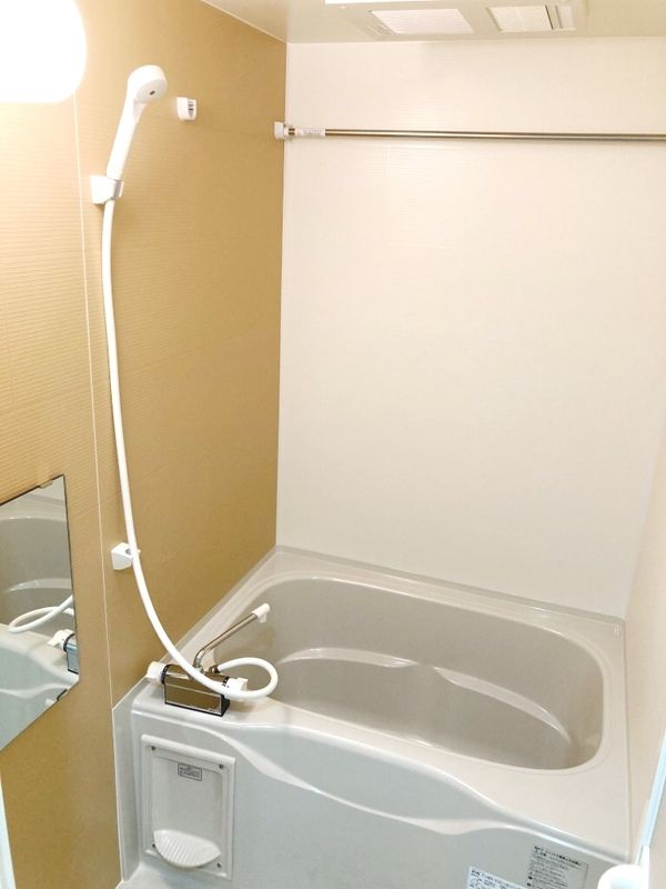 フジパレス高槻出丸町 風呂画像