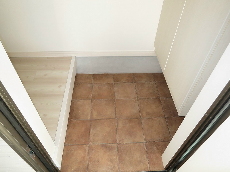 Ｆ&amp;lsquo;grace高槻　（エフグレイスタカツキ）  玄関