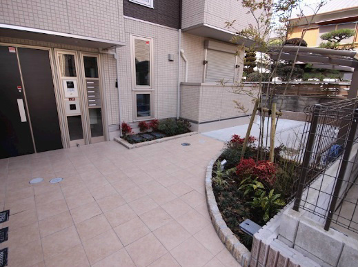 ミドリ八幡町レジデンス その他8