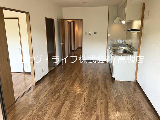 ラフォーレ南平台 リビング