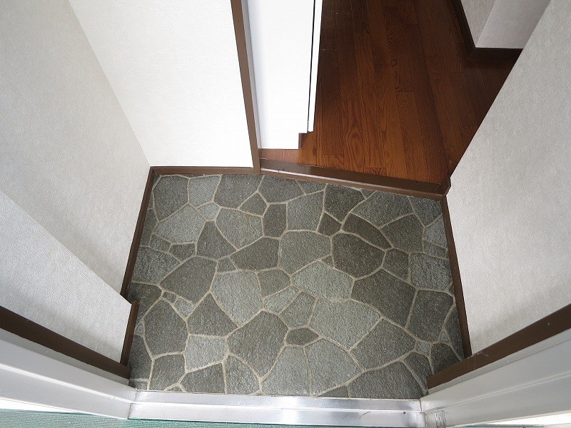 ヴィラサカイ 玄関