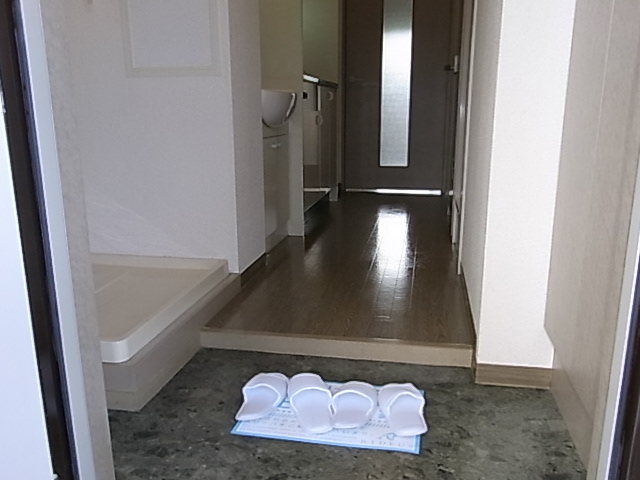 フィオーレ南平台 玄関