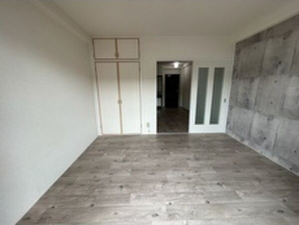 カルムウエスト 玄関