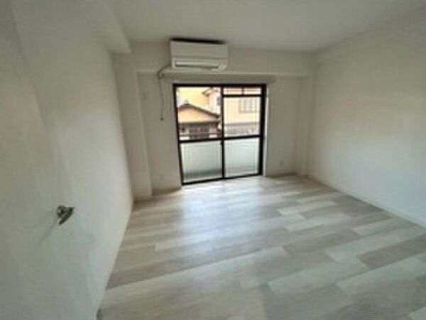 カルムウエスト ベッドルーム