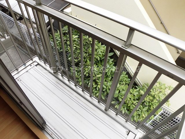 グランドワークス上牧 ベランダ